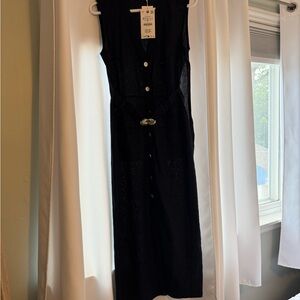 Zara Linen Navy blue Midi Dress with Button Detail and flower belt attached.